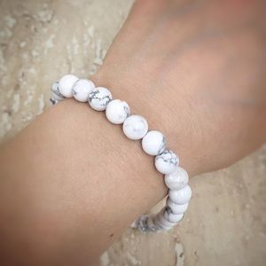 🤍Howlite Bracelet🤍